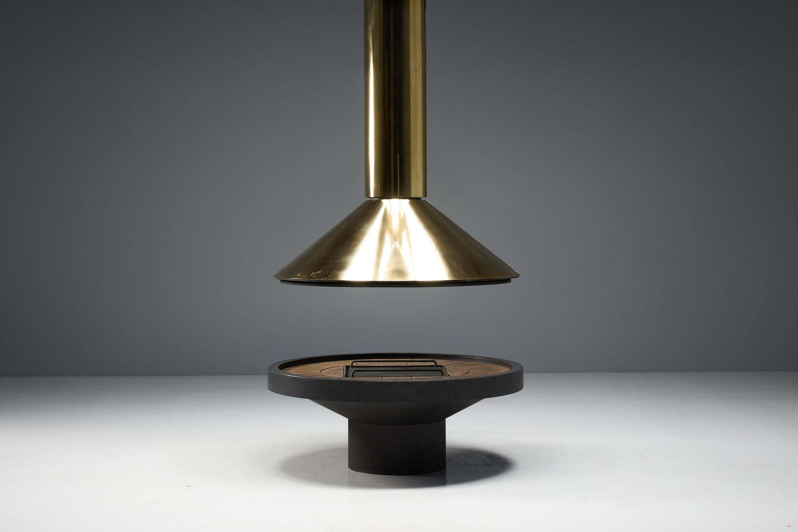 Mid Century Freestanding Brass Fireplace, France, 1975 photo vinterior