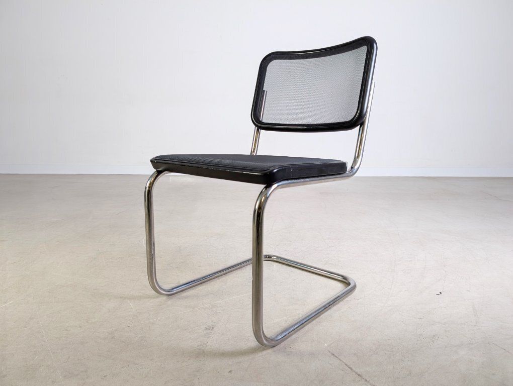 Original Set Of 4 Thonet Chairs S32n Mesh Design Cantilever photo 2723.0