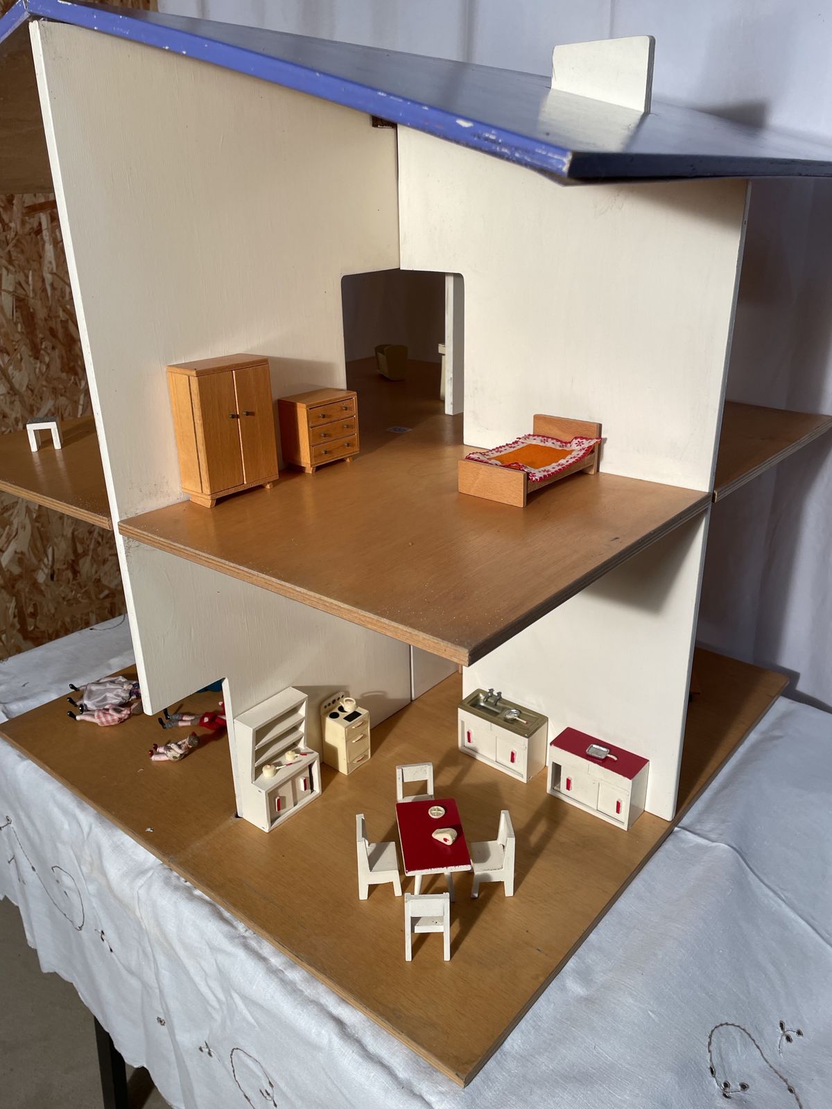 photo buy Mid Century Galt Dolls House (Roger Limerick) With Furnishings