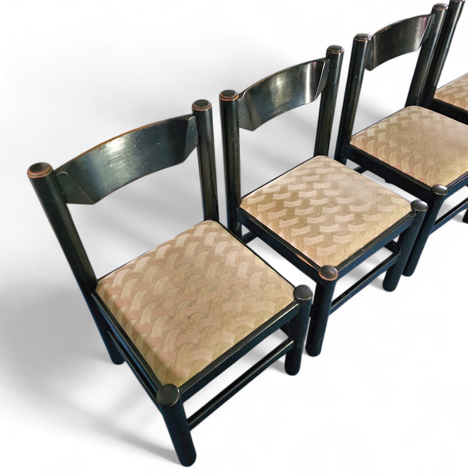 1916.0 Rare Dining Set / Vico Magistretti / Italy / 1970s / Solid Black Painted Wood / 6 X Chair / Matching Table photo