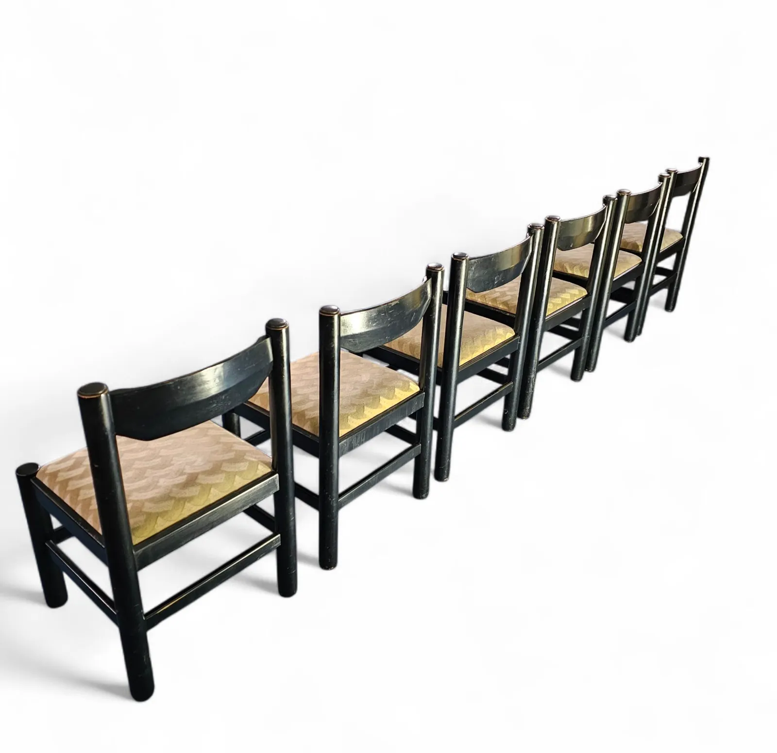 photo vintage Rare Dining Set / Vico Magistretti / Italy / 1970s / Solid Black Painted Wood / 6 X Chair / Matching Table