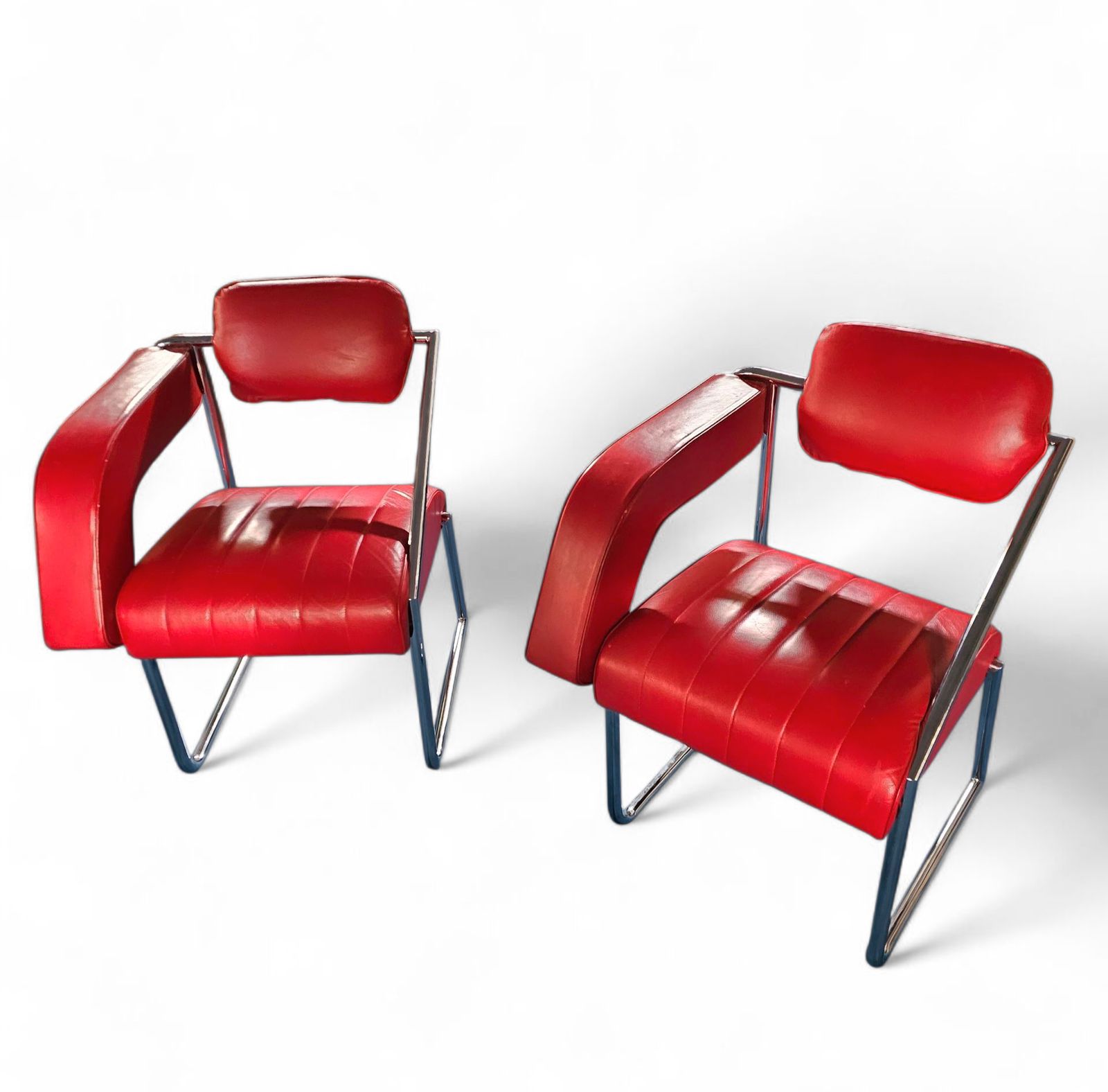 2 X Non Conformist Chair / Eileen Gray By Alivar / Red Leather / Marked Beneath The Seat photo vintage