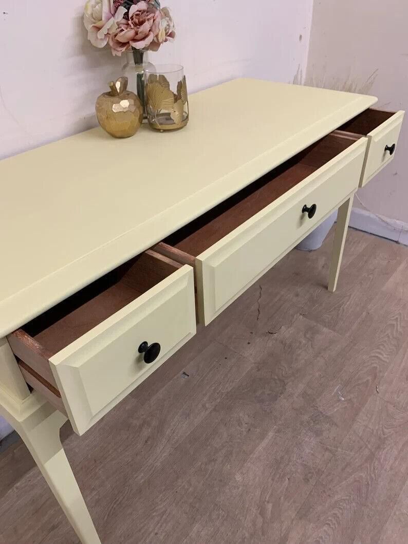 Painted Stag Minstrel Console Table In New England Yellow – Upcycled Vintage Sideboard, Hall Table, Entryway Furniture photo vintage