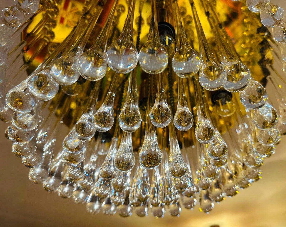 photo vintage 1970s German Murano Clear Glass 110 Tear Drop Circular Flush Mount Ceiling Light By Christoph Palme