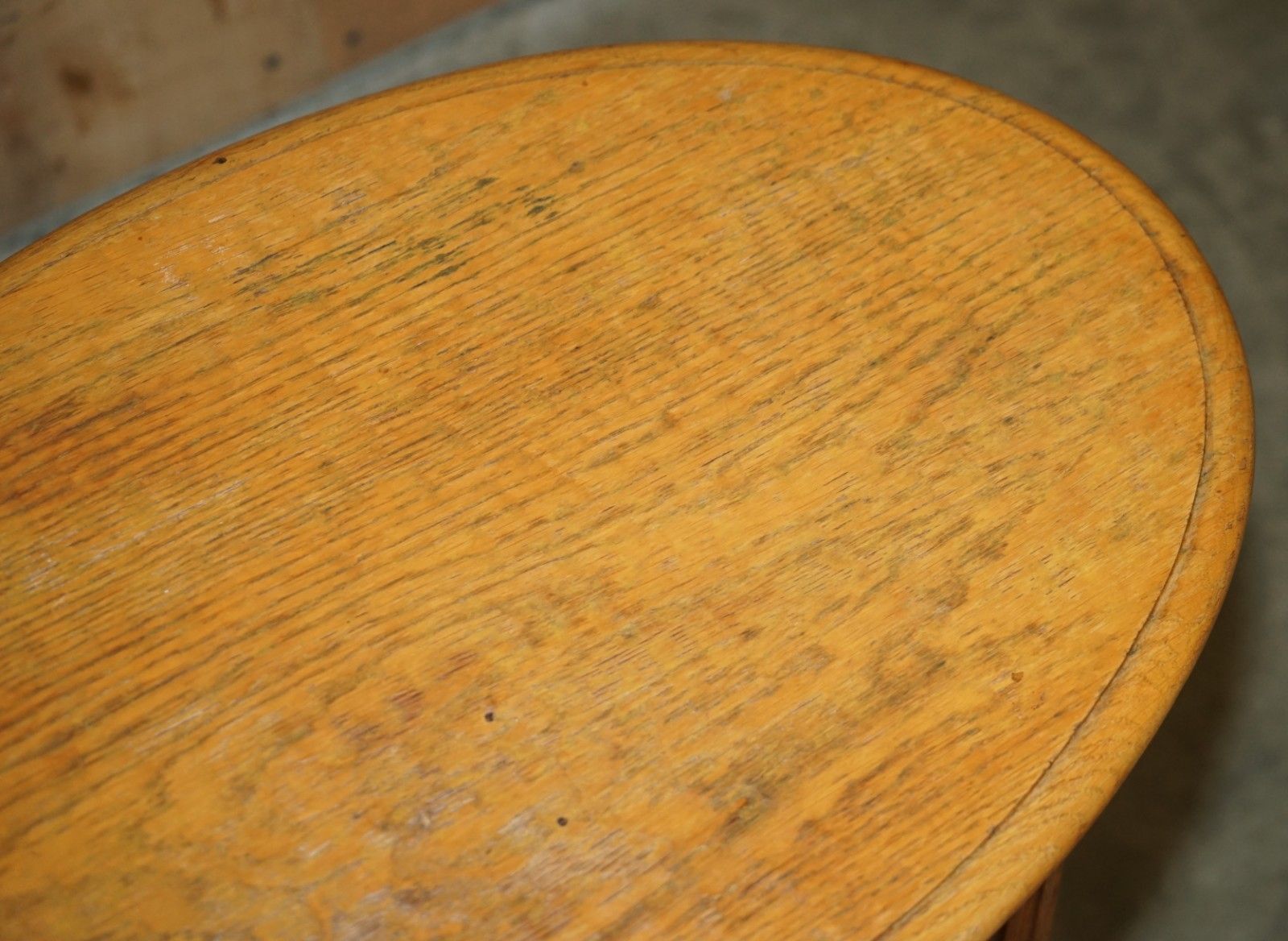 Stunning Pair Of Adzed Top English Oak Hand Carved Side End Lamp Wine Tables photo vinterior