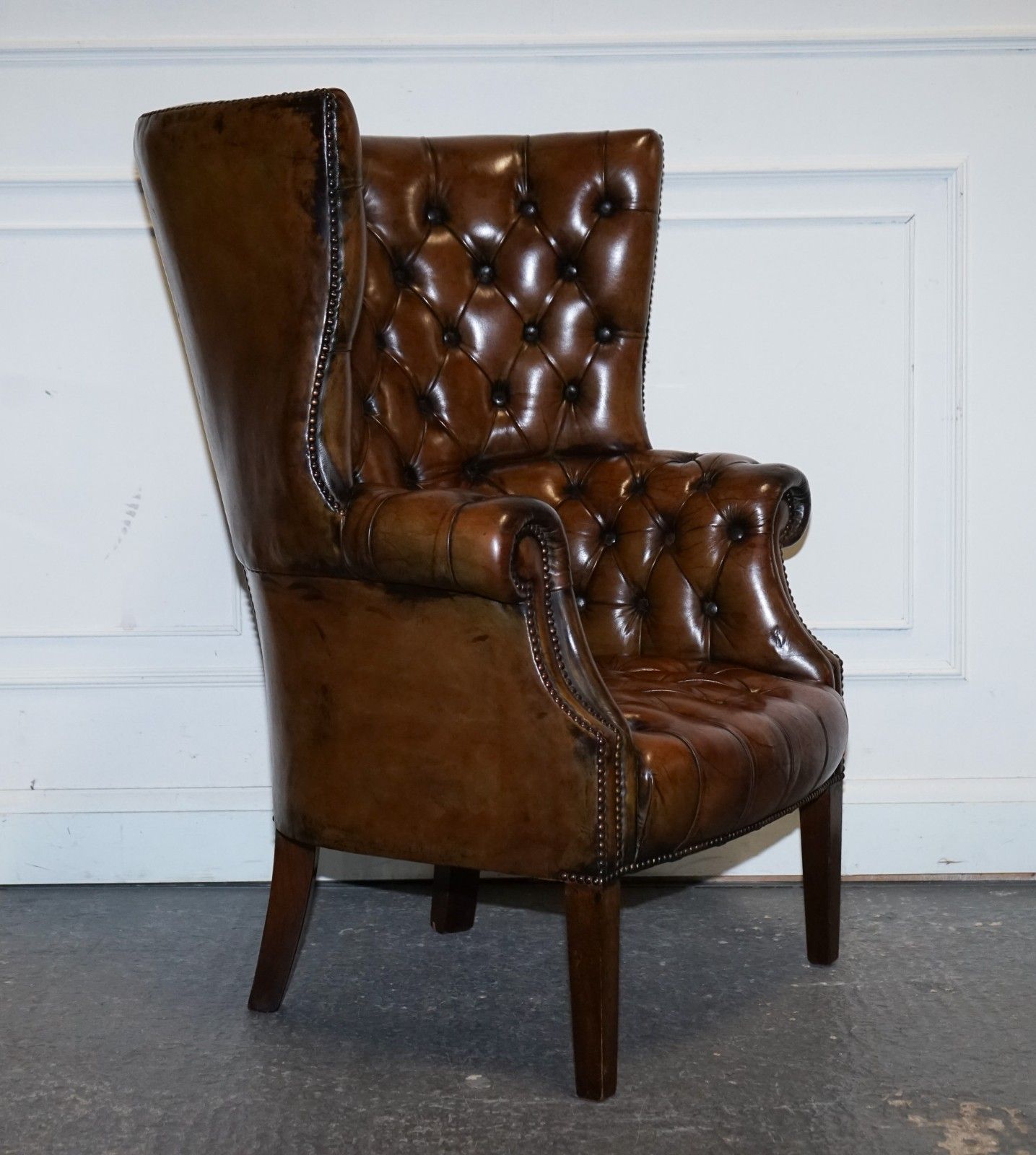 photo vintage Restored Chesterfield Hand Dyed Leather Porters Wingback Armchair