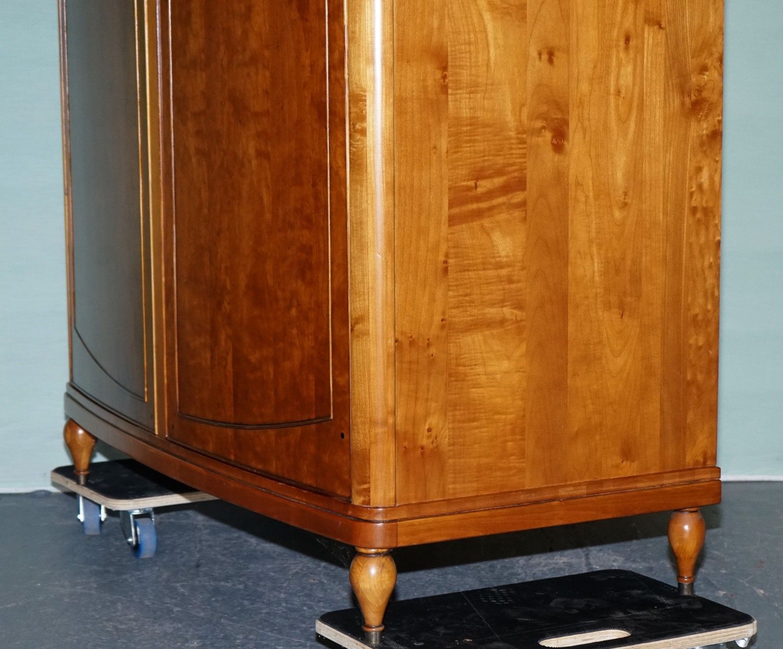 photo vinterior French Style Willis & Gambier Rochelle Collection Double Wardrobe (1/2)