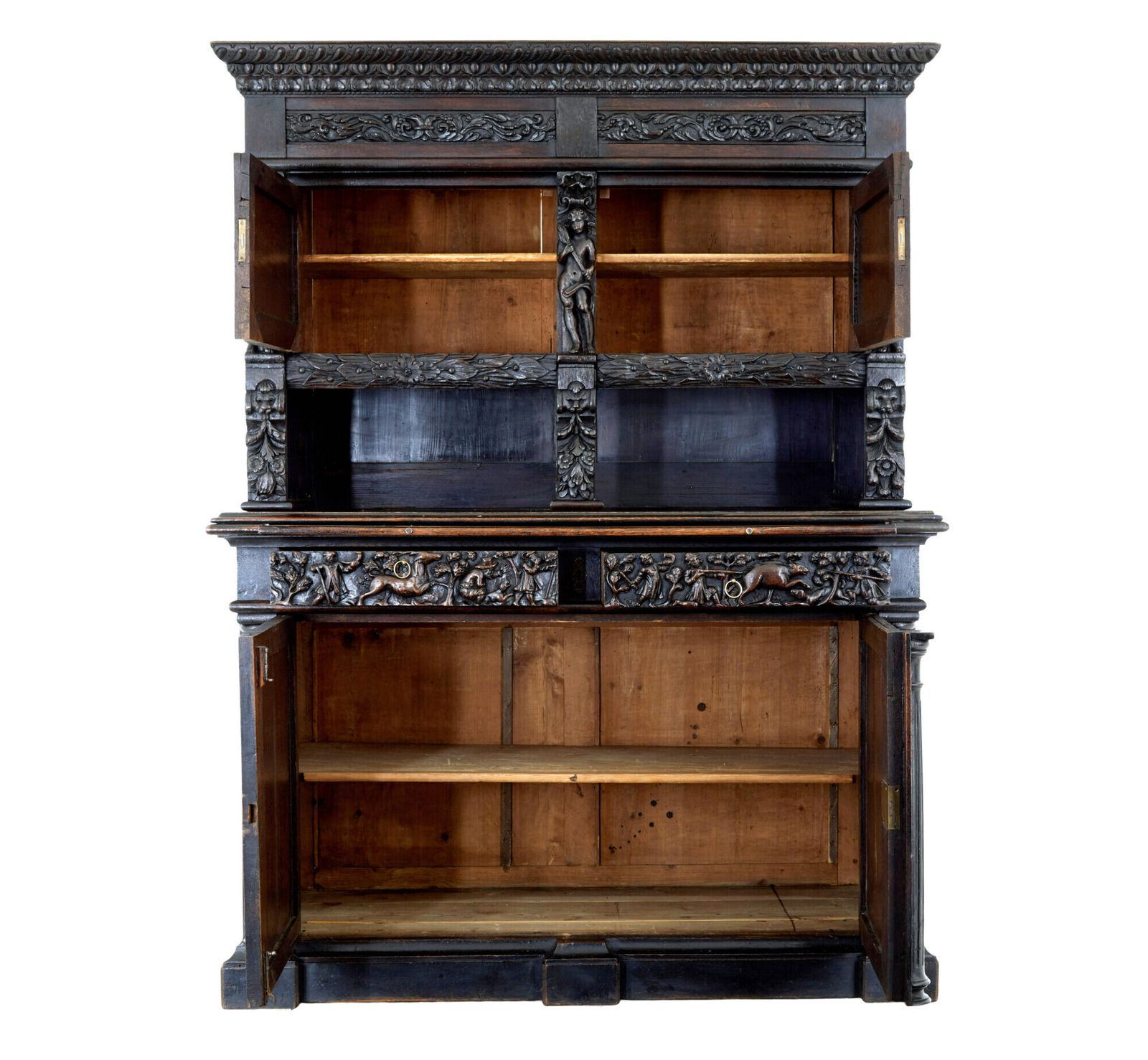 photo vinterior Large 19th Century Flemish Carved Oak Cabinet