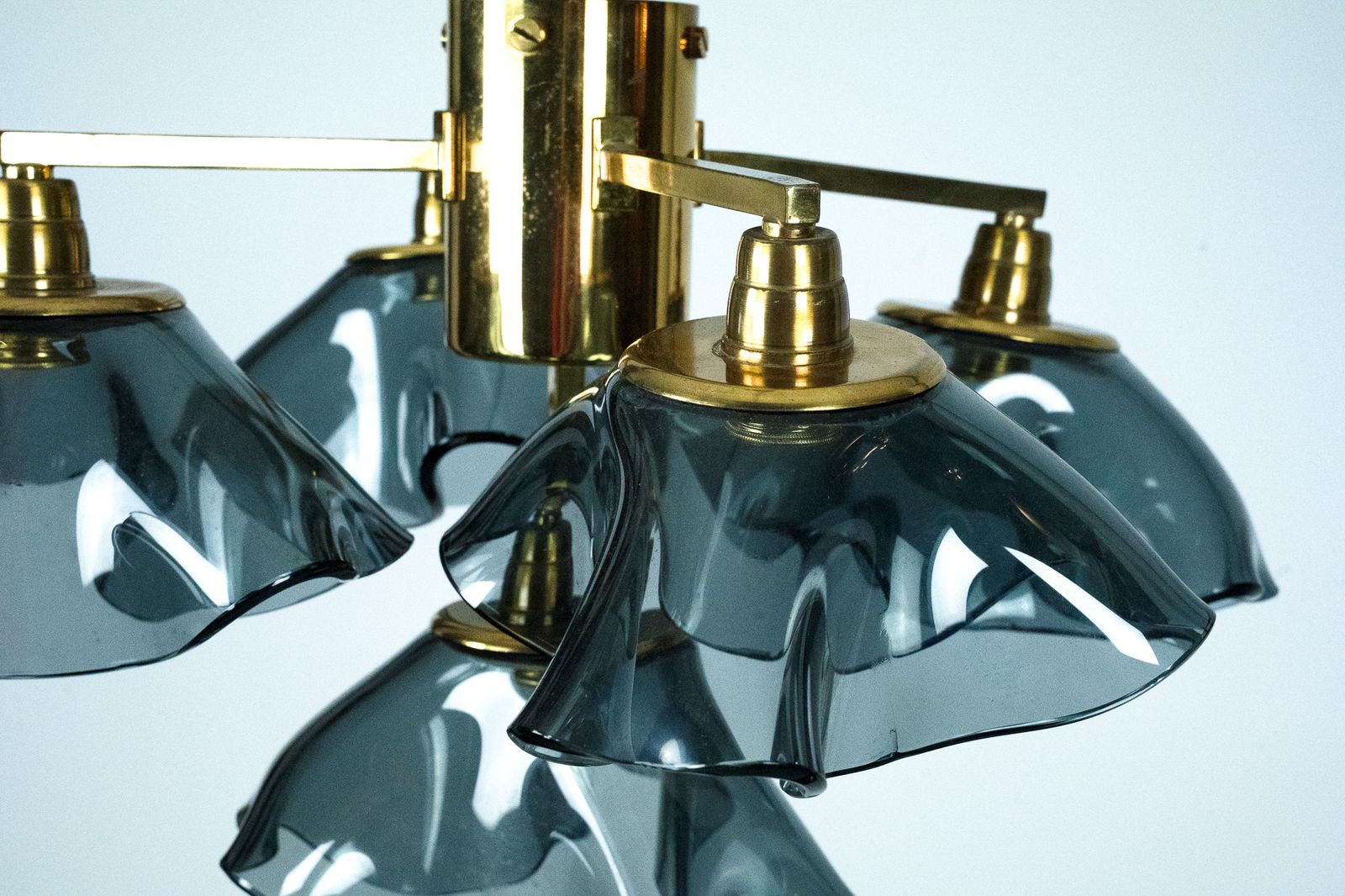 Italian Five Arm Chandelier In Smoked Vistosi Glass And Brass, 1970s photo vintage