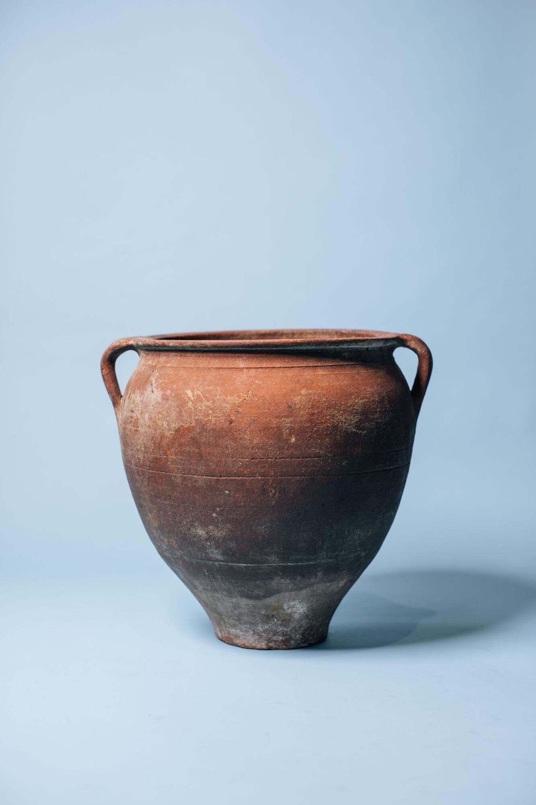 Red Clay Double Handled Pot, 1800s photo vinterior