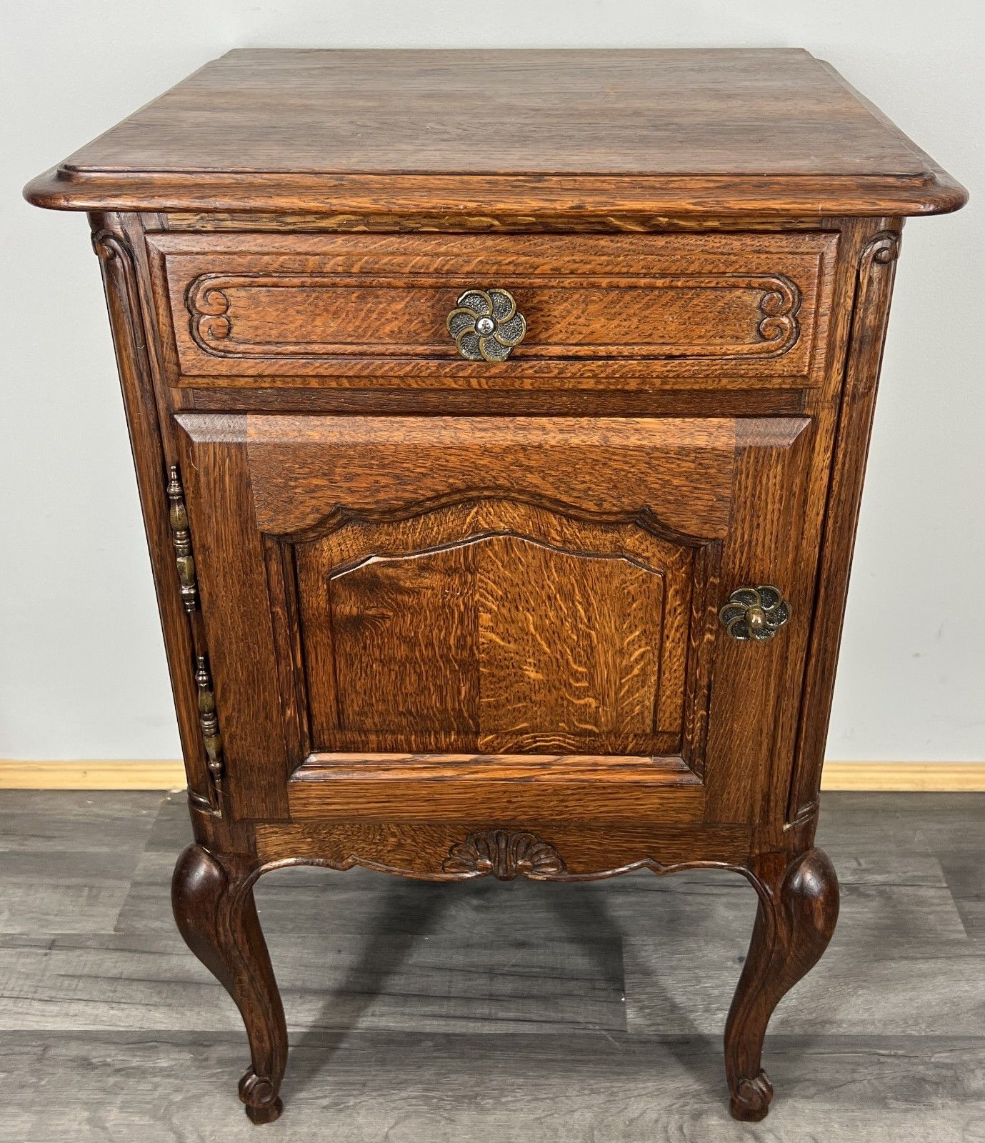 Bedside Table Vintage French Louis XVI Oak Nightstand Cabinet Lot 4286