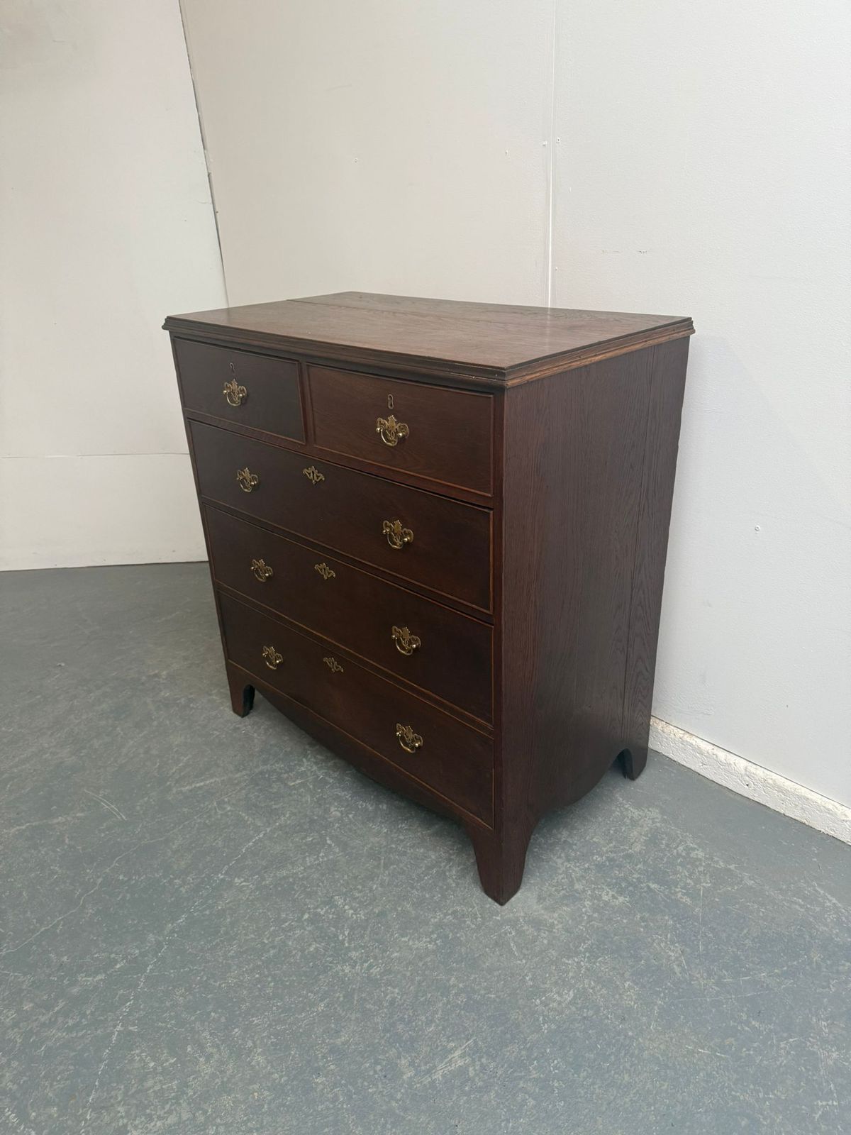 A Superb 5 Drawer Georgian Oak Narrow Splayed Foot Chest Of Drawers