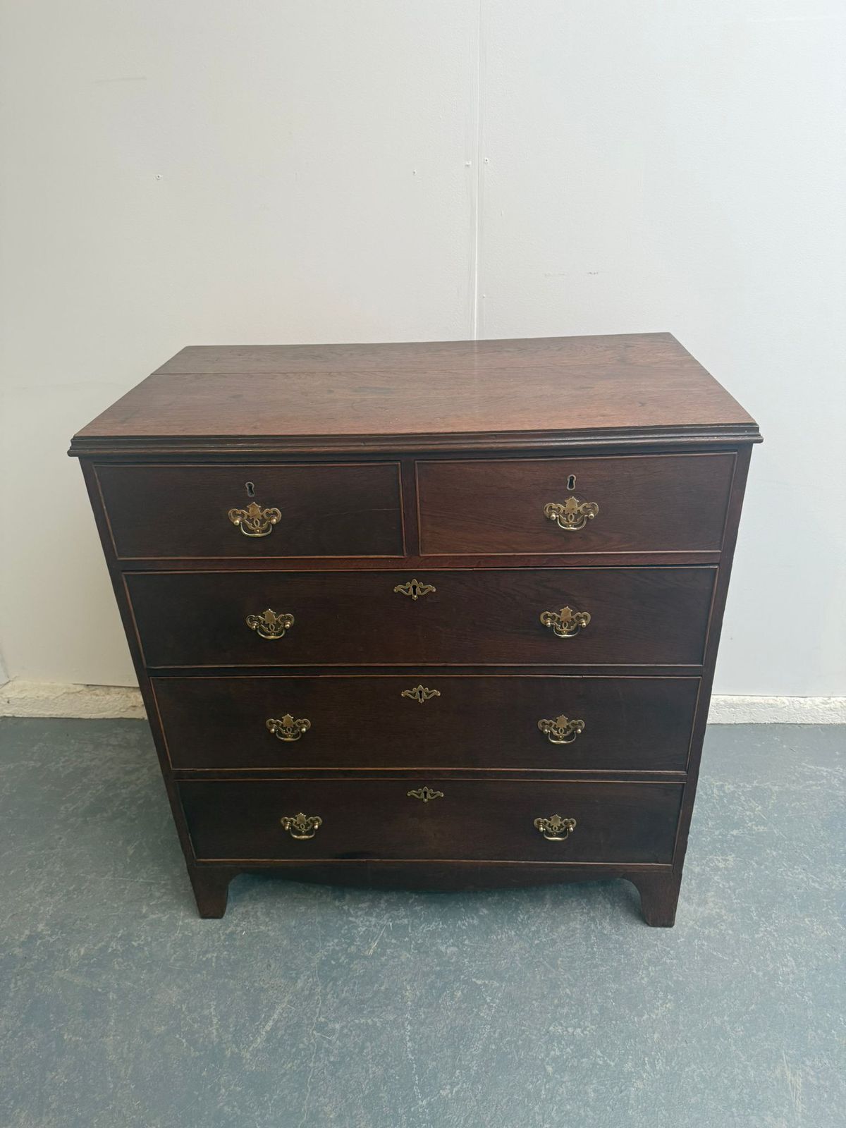 A Superb 5 Drawer Georgian Oak Narrow Splayed Foot Chest Of Drawers photo vinterior