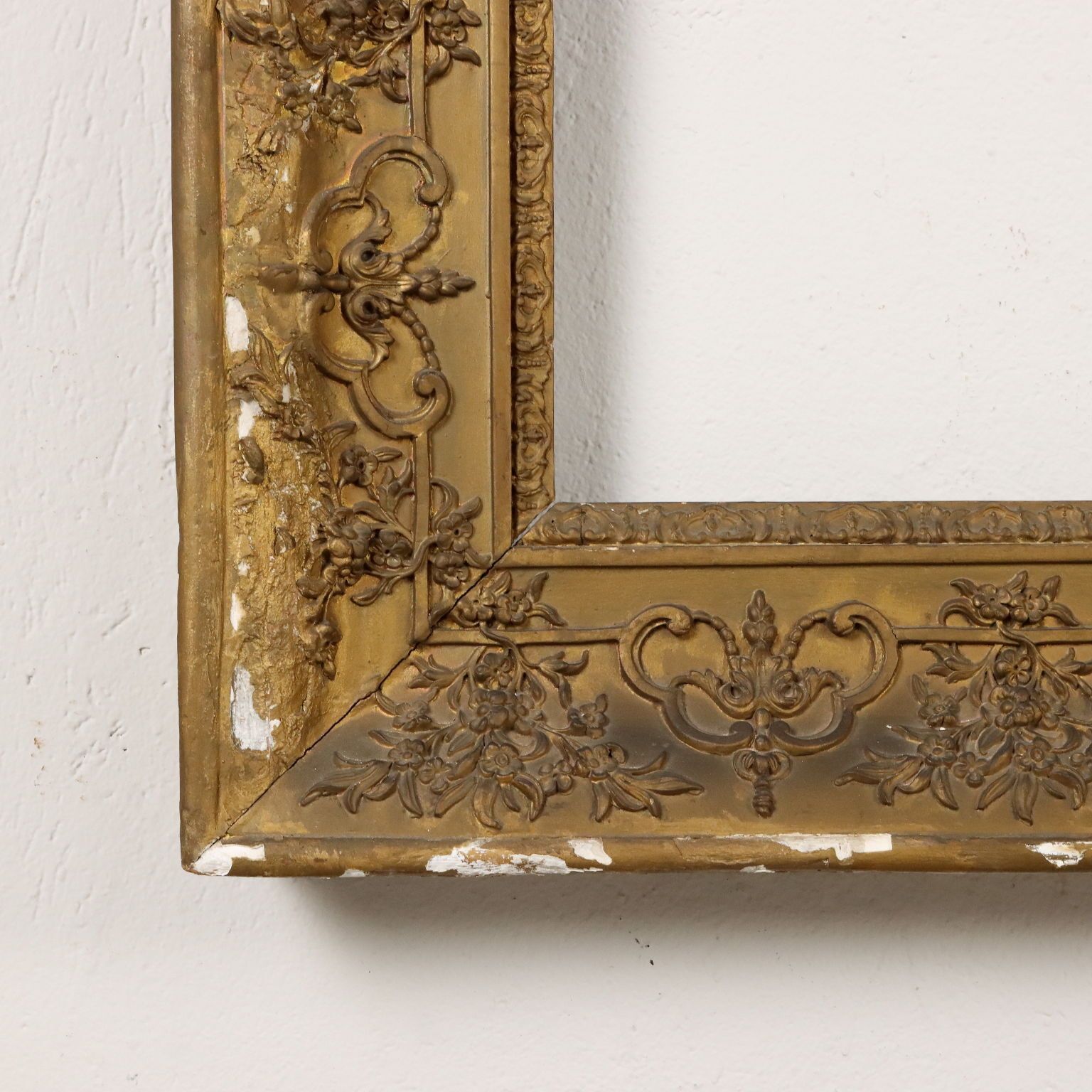 Antique Frame Pastiglia Carving France XX Century photo vinterior