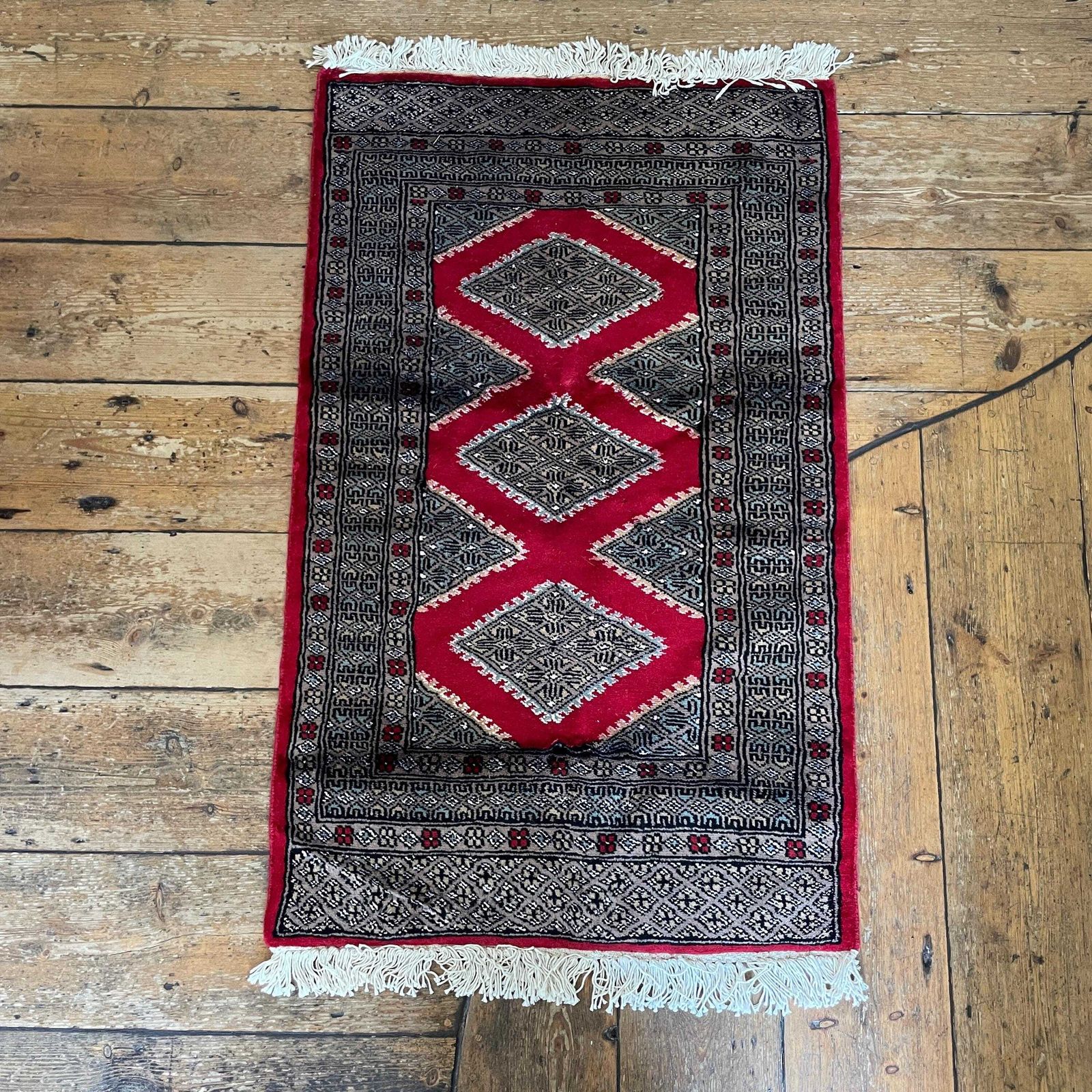 Vintage Wool Rug Hand Knotted Red Geometric Pattern Middle Eastern Carpet Small Area Rug Handmade Boho Floor Decor Accent Rug Tassels