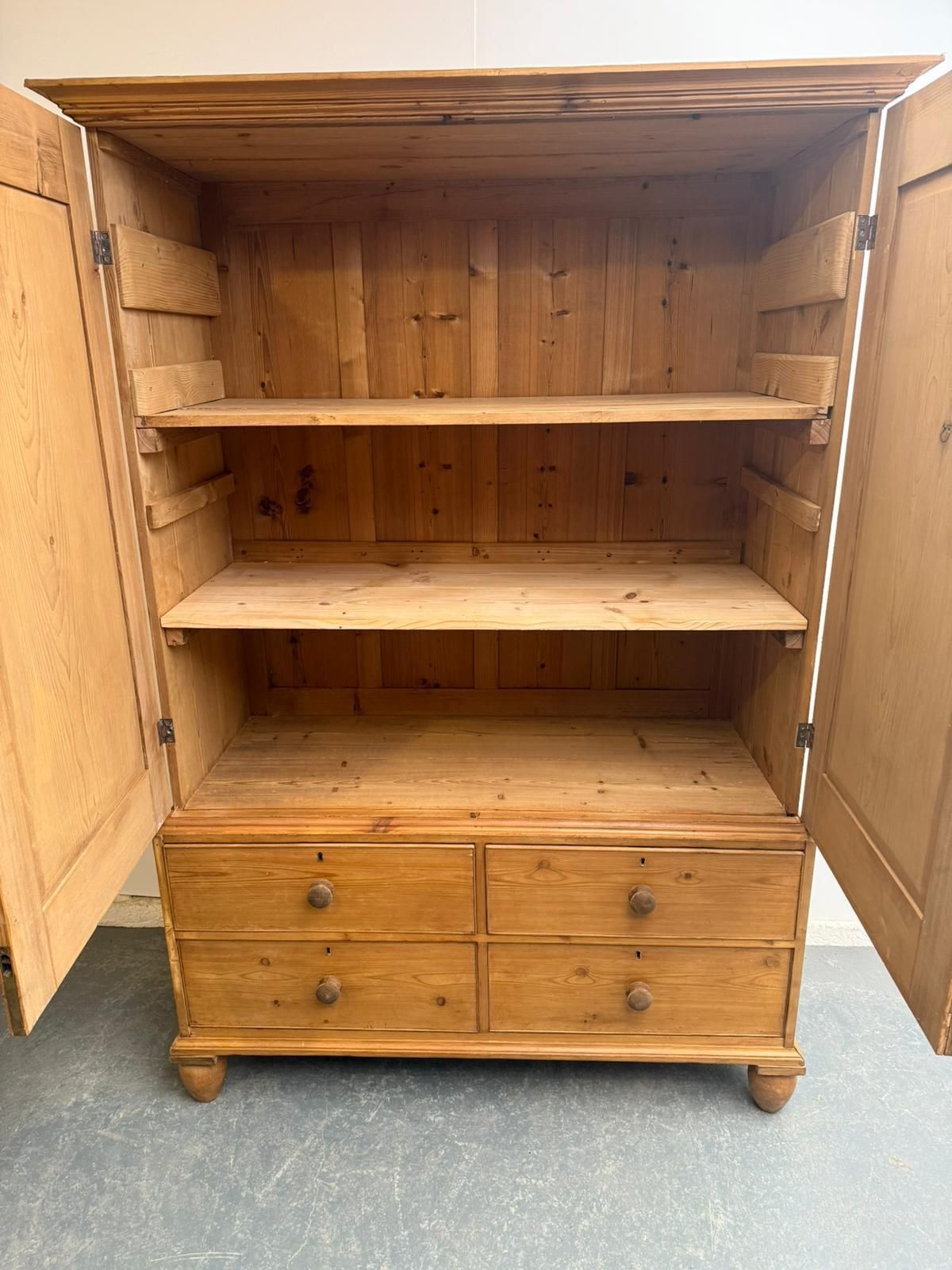 photo furniture A Superb Pine Victorian Waxed 2 Piece Linen Press / Kitchen Cupboard