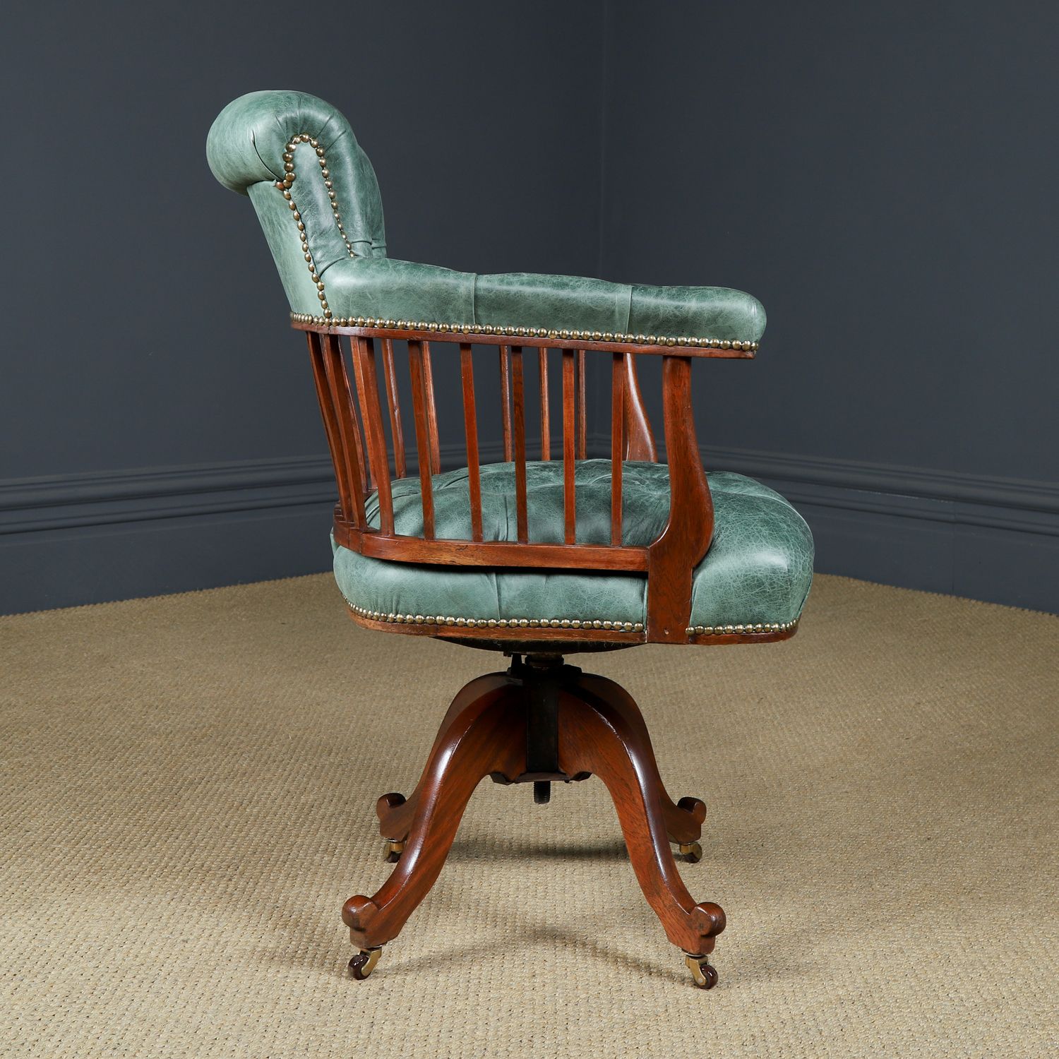 photo vintage English Victorian Mahogany & Distressed Green Leather Revolving Office Desk Chair (Circa 1880)