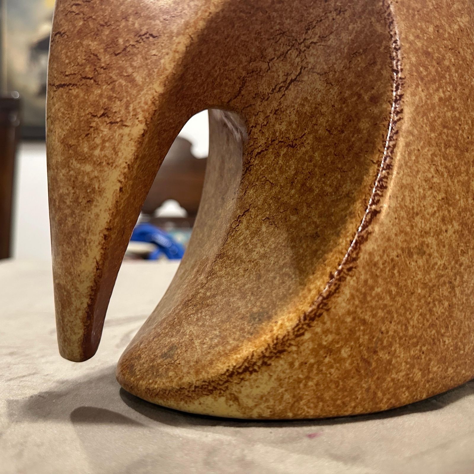 Two 1970s Modernist Brown Ceramic Italian Vases By Giovanni Bertoncello photo vinterior