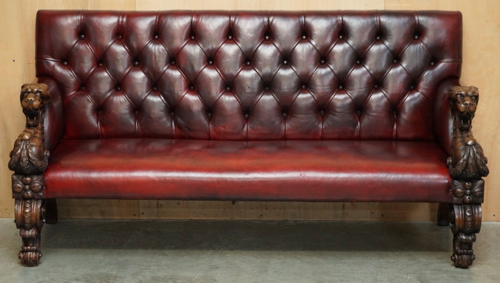 Rare Lion' Head Hand Carved Antique Victorian Chesterfield Oxblood Leather Sofa photo furniture