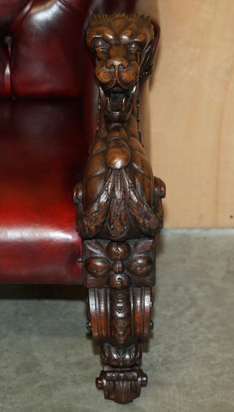 Rare Lion' Head Hand Carved Antique Victorian Chesterfield Oxblood Leather Sofa photo Furniture