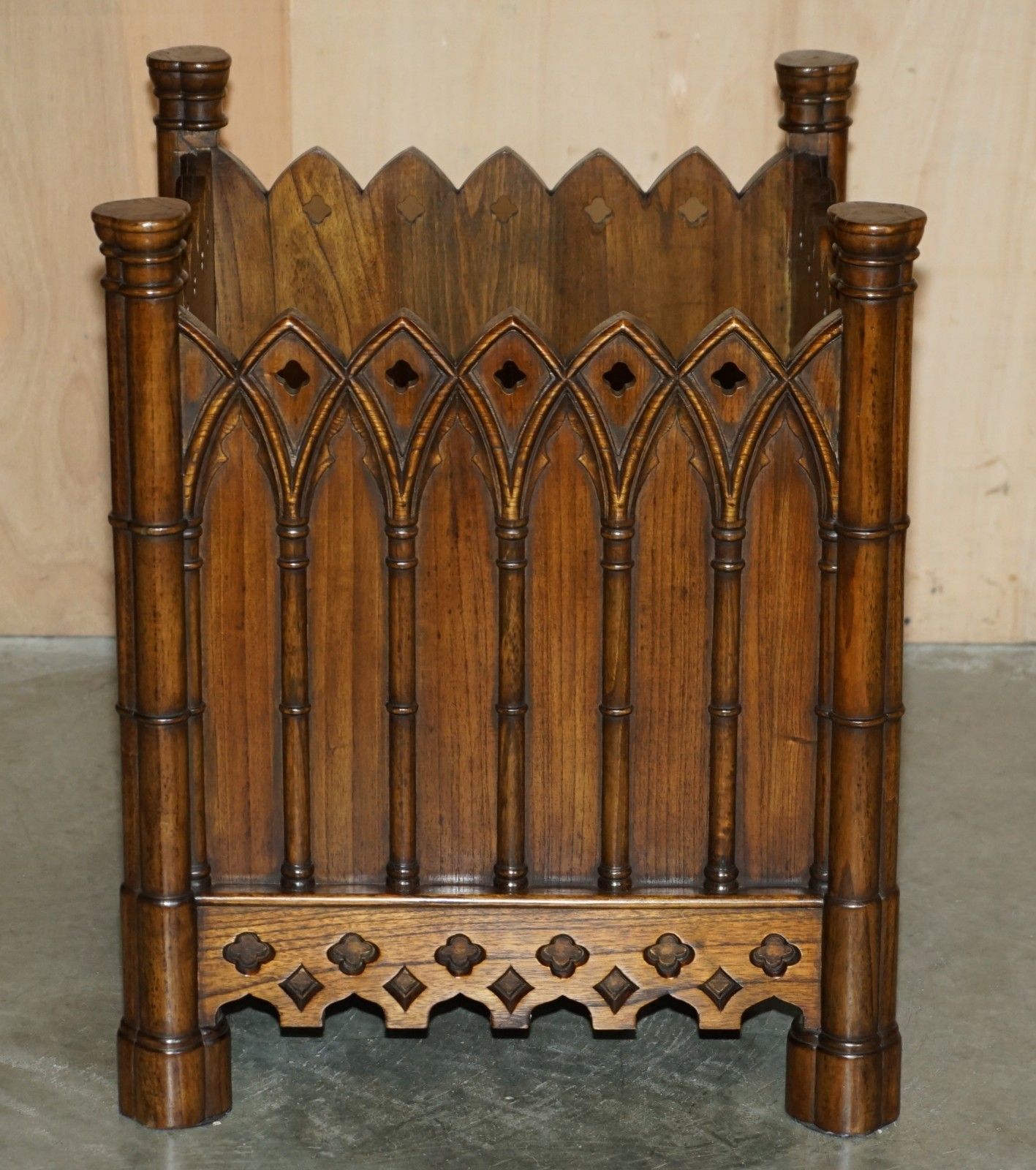 photo vintage Stunning Pair Of Gothic Revival Extra Large Hand Carved Wooden Planters 72x60cm