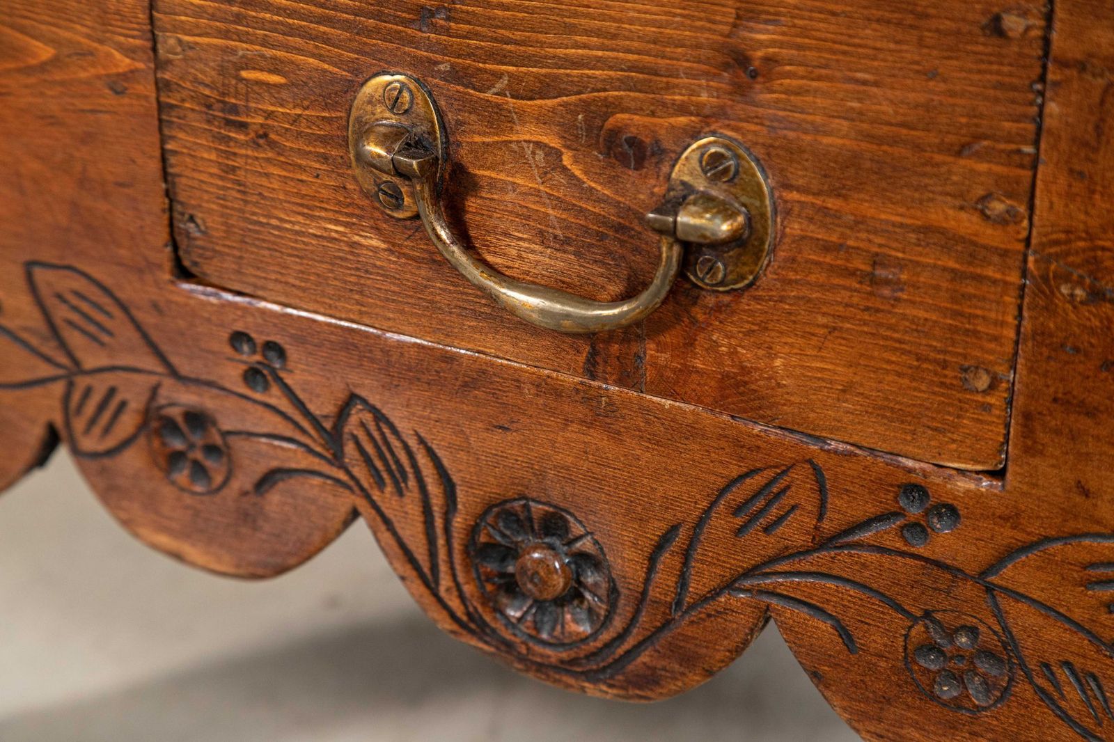 Furniture Early 18thc Oak & Pine Carved Lambing Chair photo