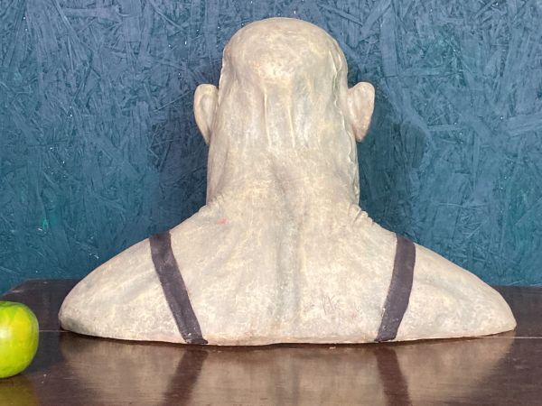 A Rare Life Size Horror Head Sculpture By Peter Mook Entitled Gobsmacked photo 390.0