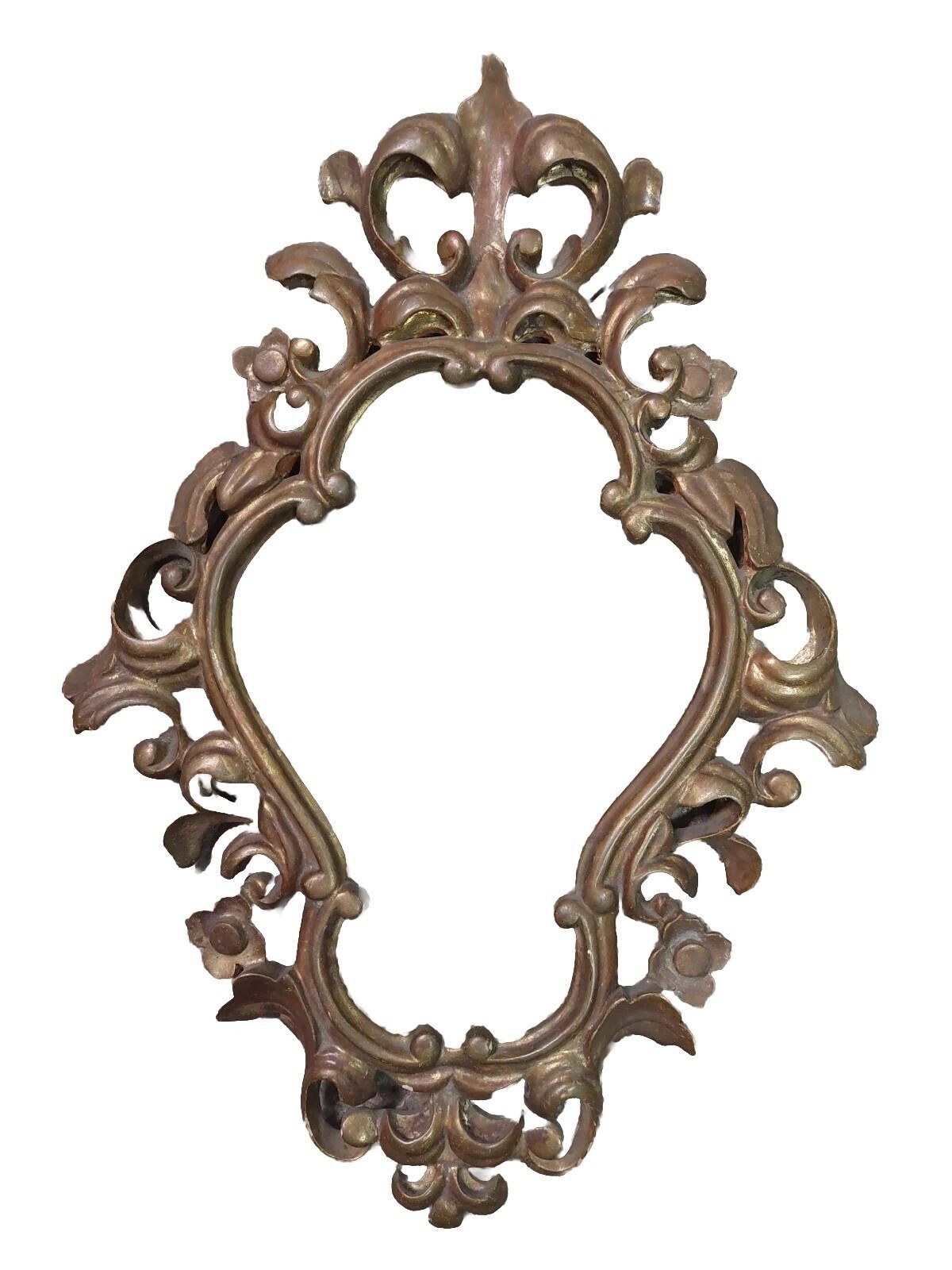 Baroque Carved Wood Frame First Half Of The 900s Gilded