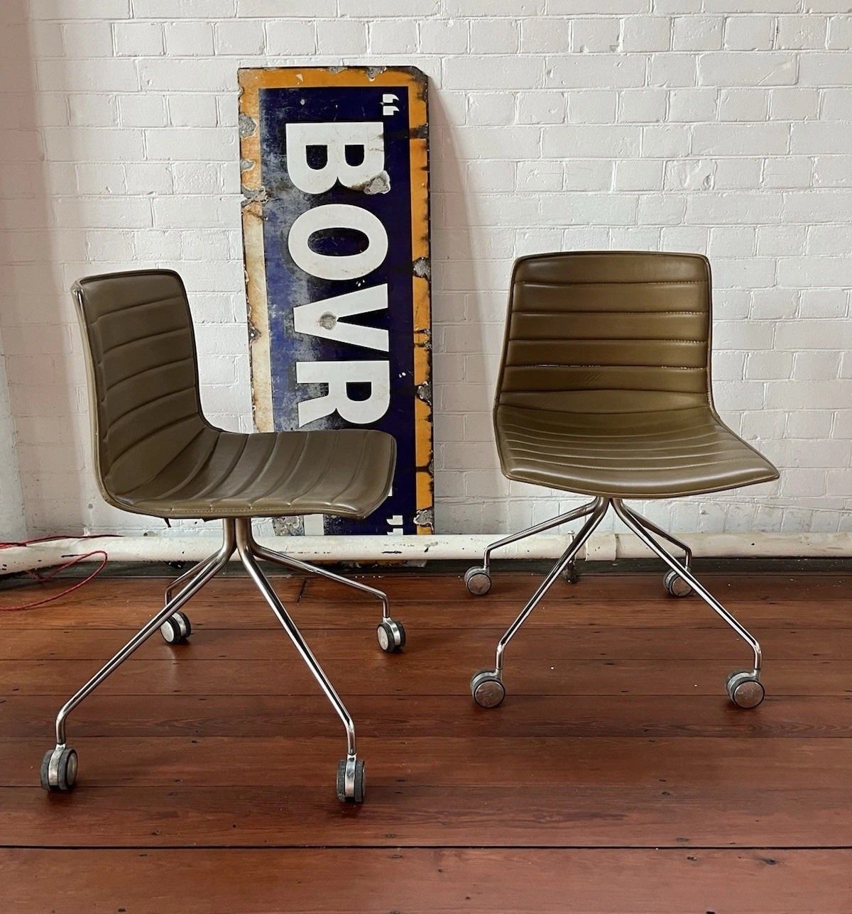 photo for sale Arper Catifa 46 Studio / Office Chair Camel Leather