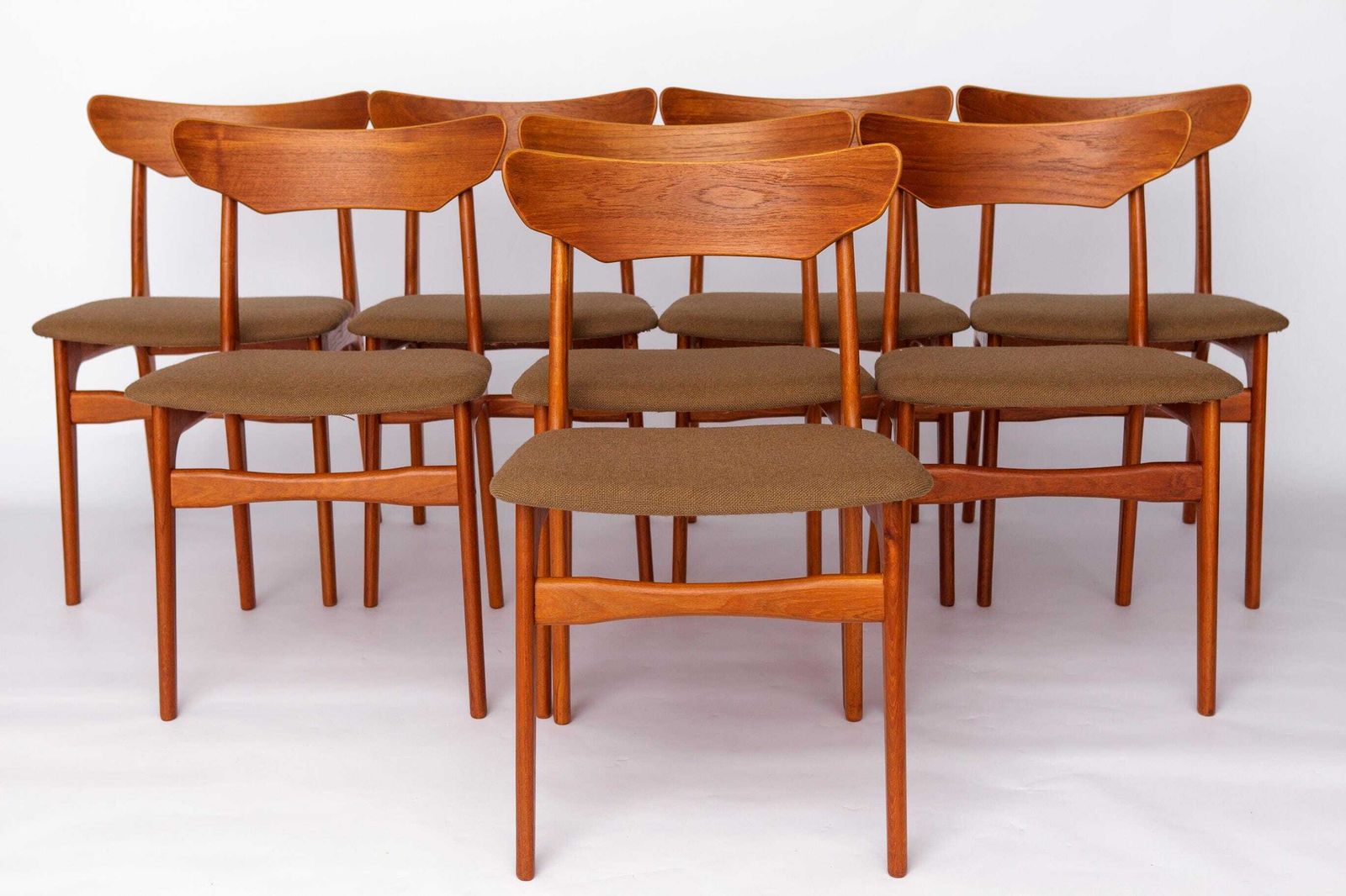 Set Of 8 Schiønning & Elgaard Chairs – 1960s Danish Design For Hs Møbler, Teak Dining Chairs, Green Upholstery, Restored