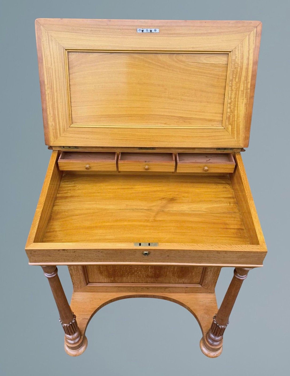 840.0 An Antique Victorian Satinwood Davenport Desk photo