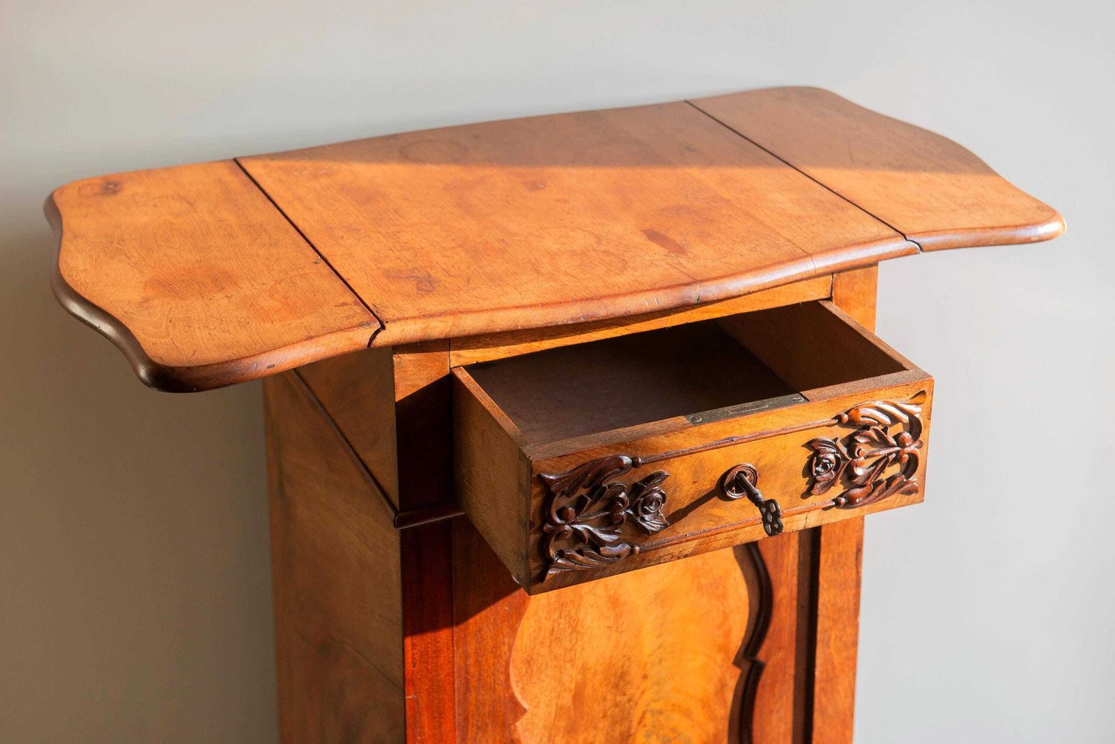 Antique Walnut Cabinet With Fold Out Top, 19th Century Carved Side Chest With Drawer, Classic Victorian Bedside Table photo vintage