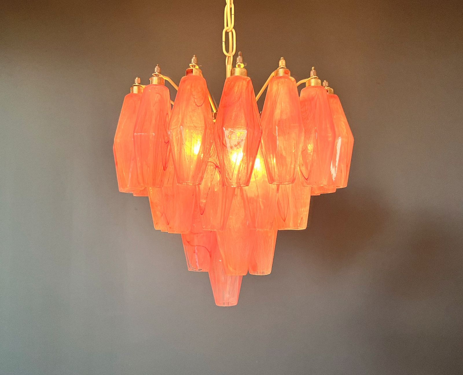 Elegant Murano Alabaster Pink Poliedri Chandelier   Carlo Scarpa Design photo 805.0