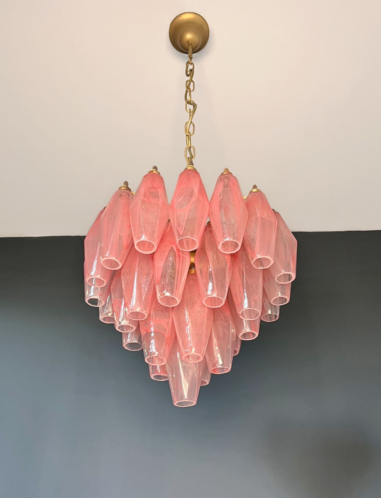 Lighting Elegant Murano Alabaster Pink Poliedri Chandelier   Carlo Scarpa Design photo