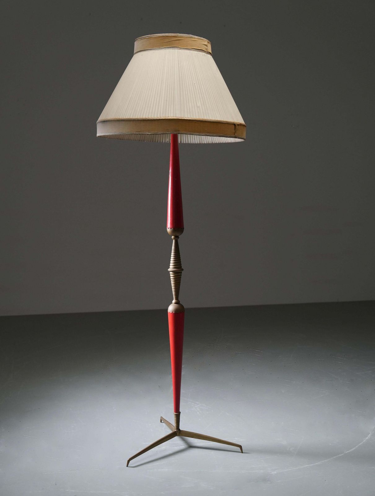 Italian 1950s Floor Lamp With Brass Accents And Original Red Lacquer photo 2125.0