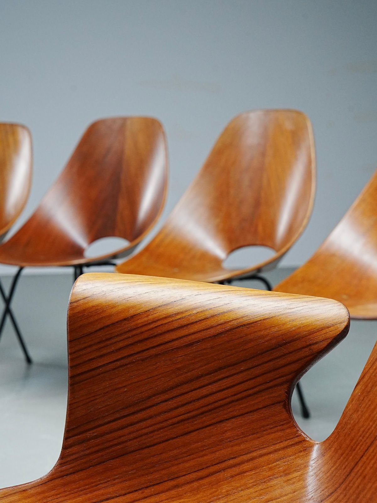 Set Of 6 Medea Dining Chairs (2 Armchairs) By Vittorio Nobile, Italy, 1950's photo vinterior