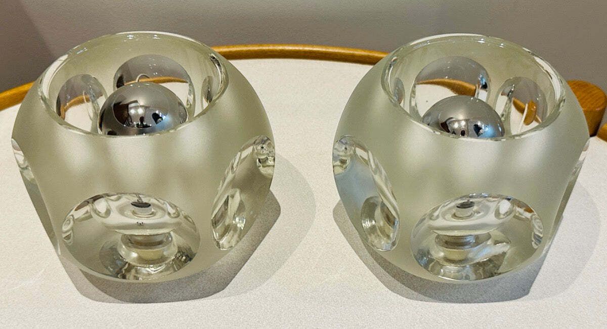 photo vintage Pair Of 1970s German Peill & Putzler Frosted & Clear Concave Glass Round Table Lamps