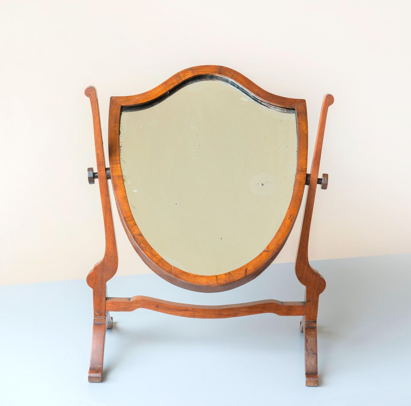 photo furniture Antique Shield Mirror, English Table Mirror, Mahogany Wooden Frame, Edwardian Standing Mirror, Adjustable Dressing Mirror