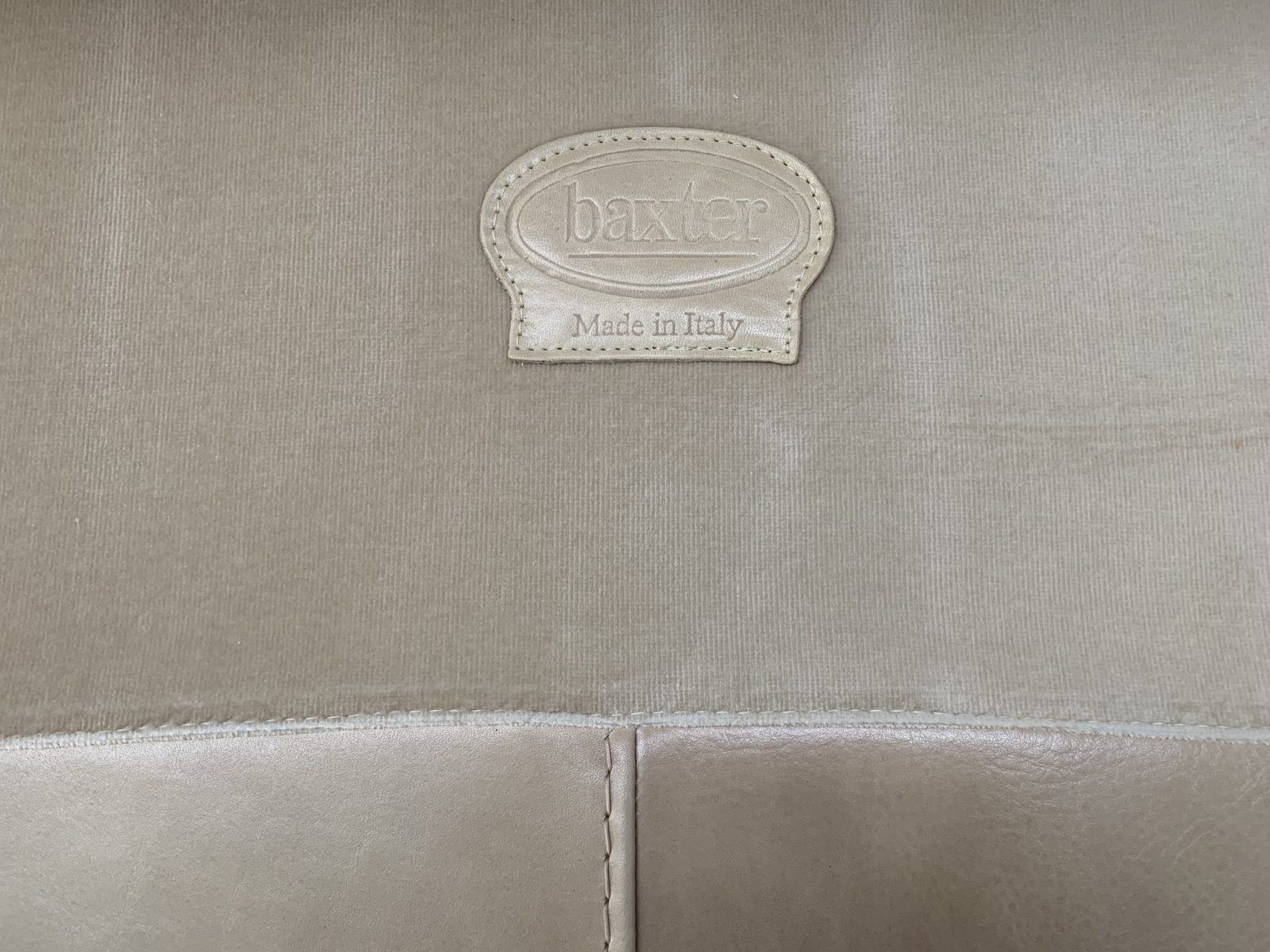 7900.0 Baxter Of Italy “Diana Chester” 4 Seat Sofa – In Cream “Tuscany” Leather photo
