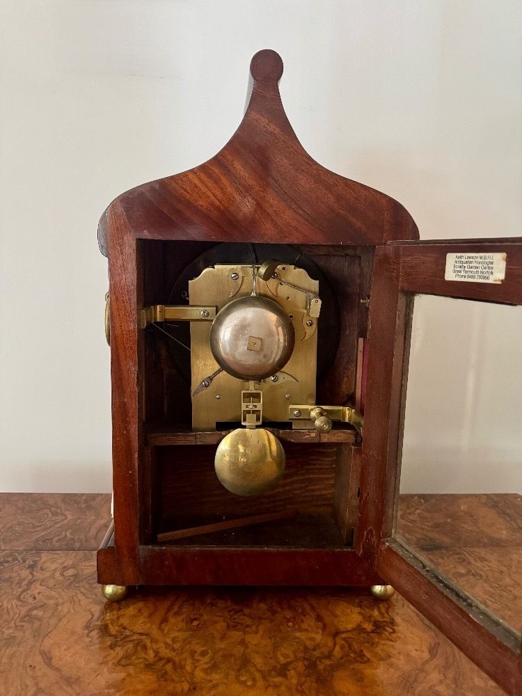 Outstanding Quality Antique Mahogany Bracket Clock photo vinterior