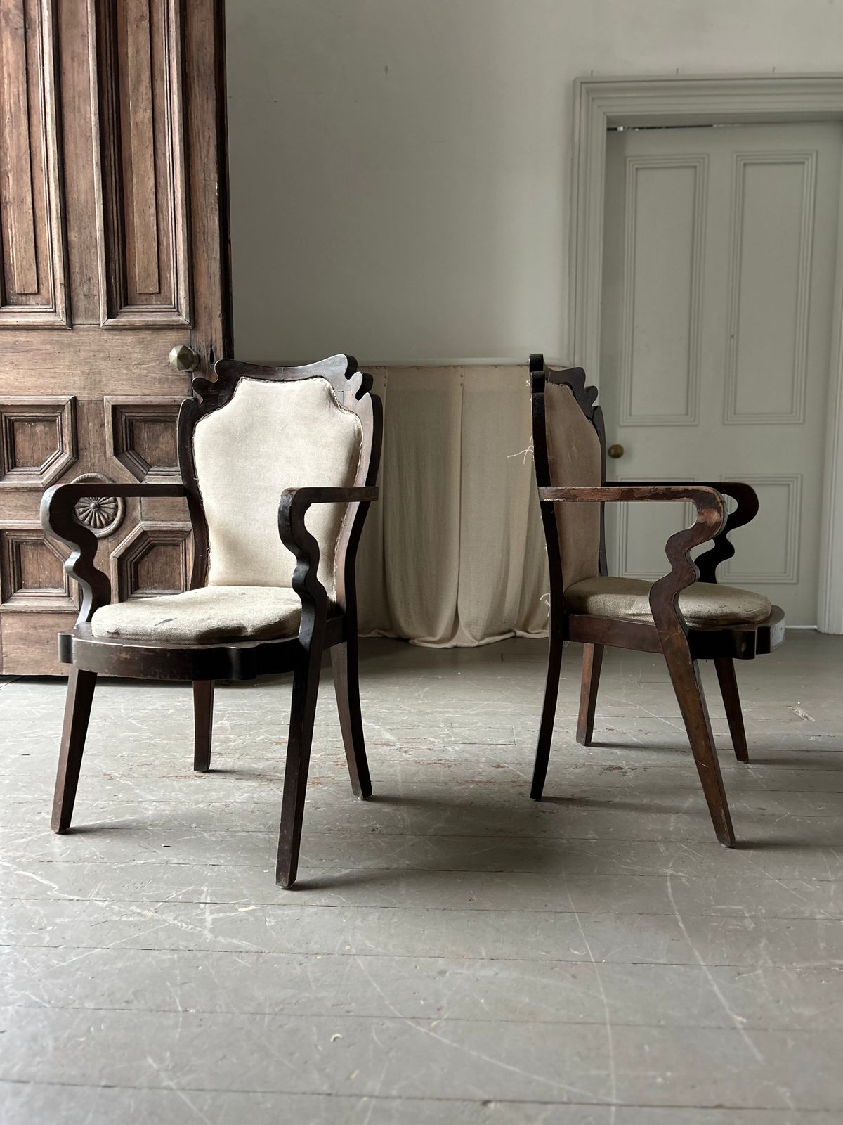 8 X Bombay Baroque Sgabello Chairs In The Manner Of Lutyens photo Furniture
