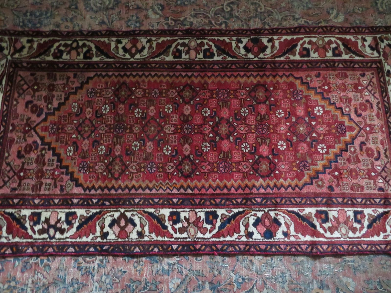 photo buy Sanjan Hamadan Rug. 195cm X 97cm.