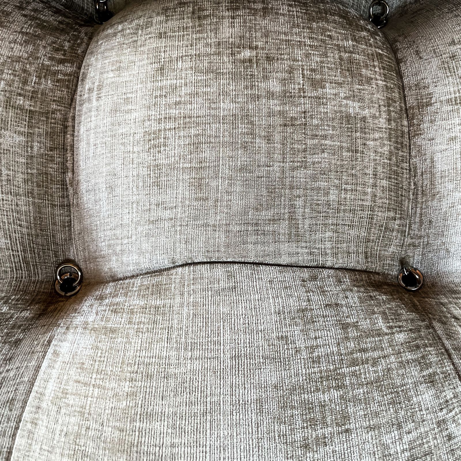 photo for sale Mario Bellini Camaleonda Sofa For B&B Italia In Off White Velvet, 1970s, Set Of Two Modules