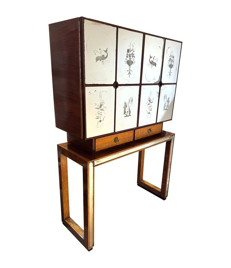 An Italian 1940s Mirrored Maple Wood Bar Cabinet By Osvaldo Borsani