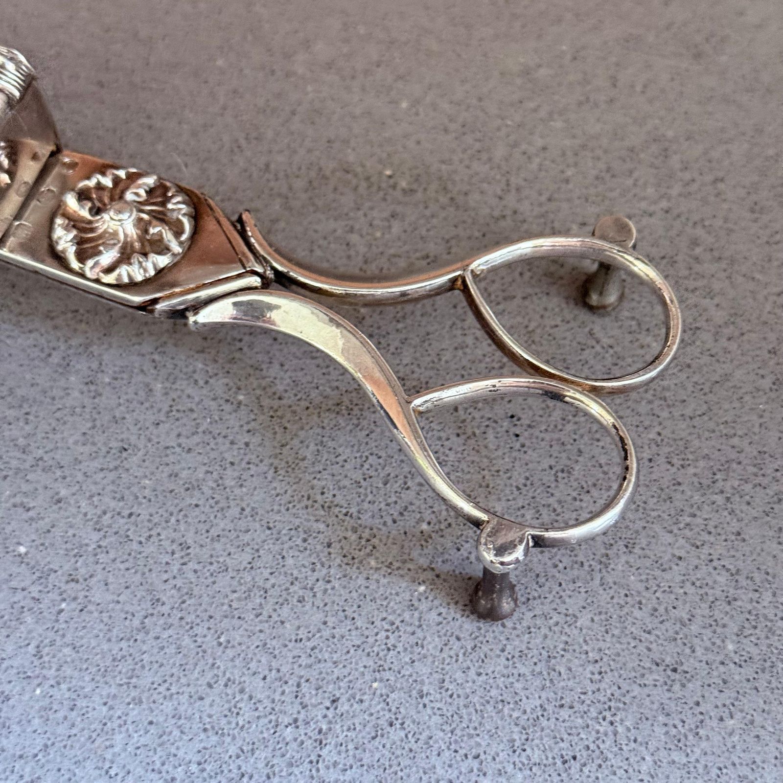 Antique Silver Plated Candle Wick Trimmer Scissors, Victorian Table Decor photo Home Decor