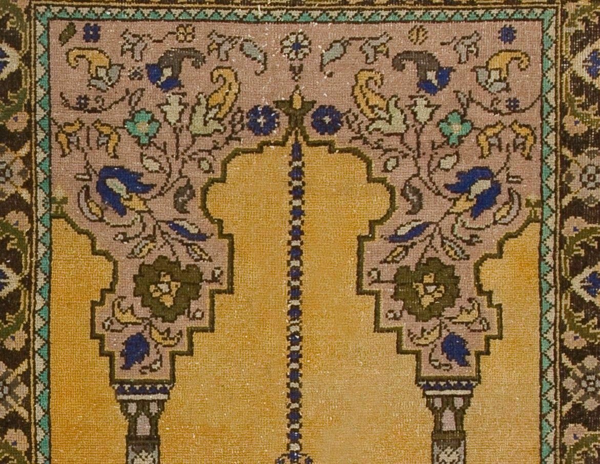 3.3x5.4 Ft Prayer Rug Depicting A Chandelier, Couple Of Columns And Flowers photo Textiles
