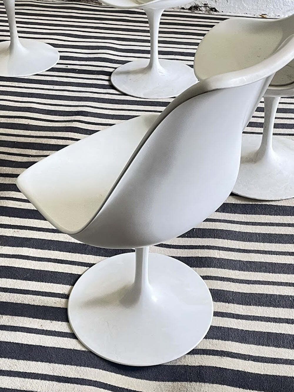 Meubels Tulip Chair Van Eero Saarinen Voor Knoll International – Ca. Jaren 1960 photo