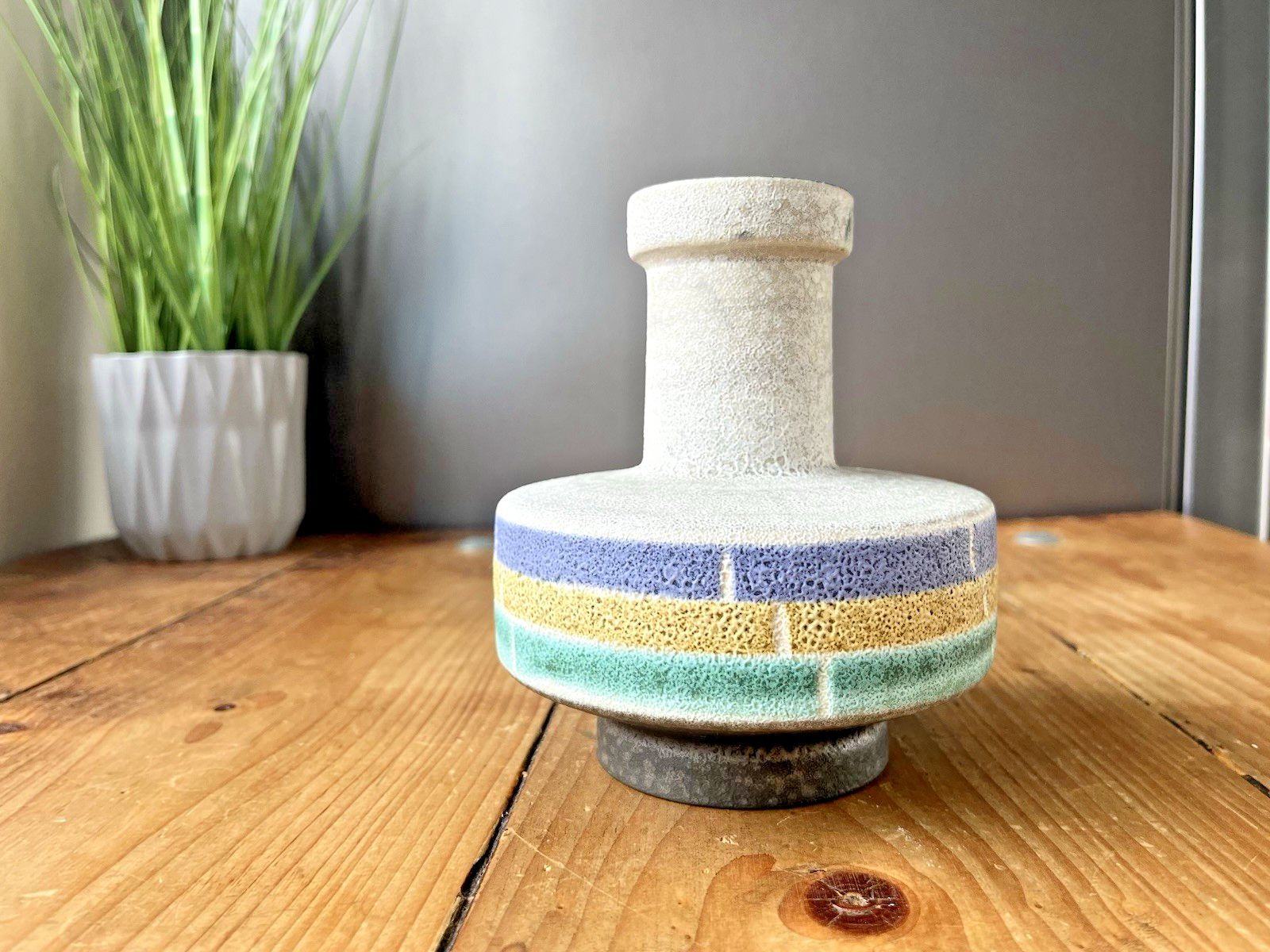 photo furniture Mid Century 60's U Uebelacker Keramik West German Pottery Vase 1037/14 Space Age