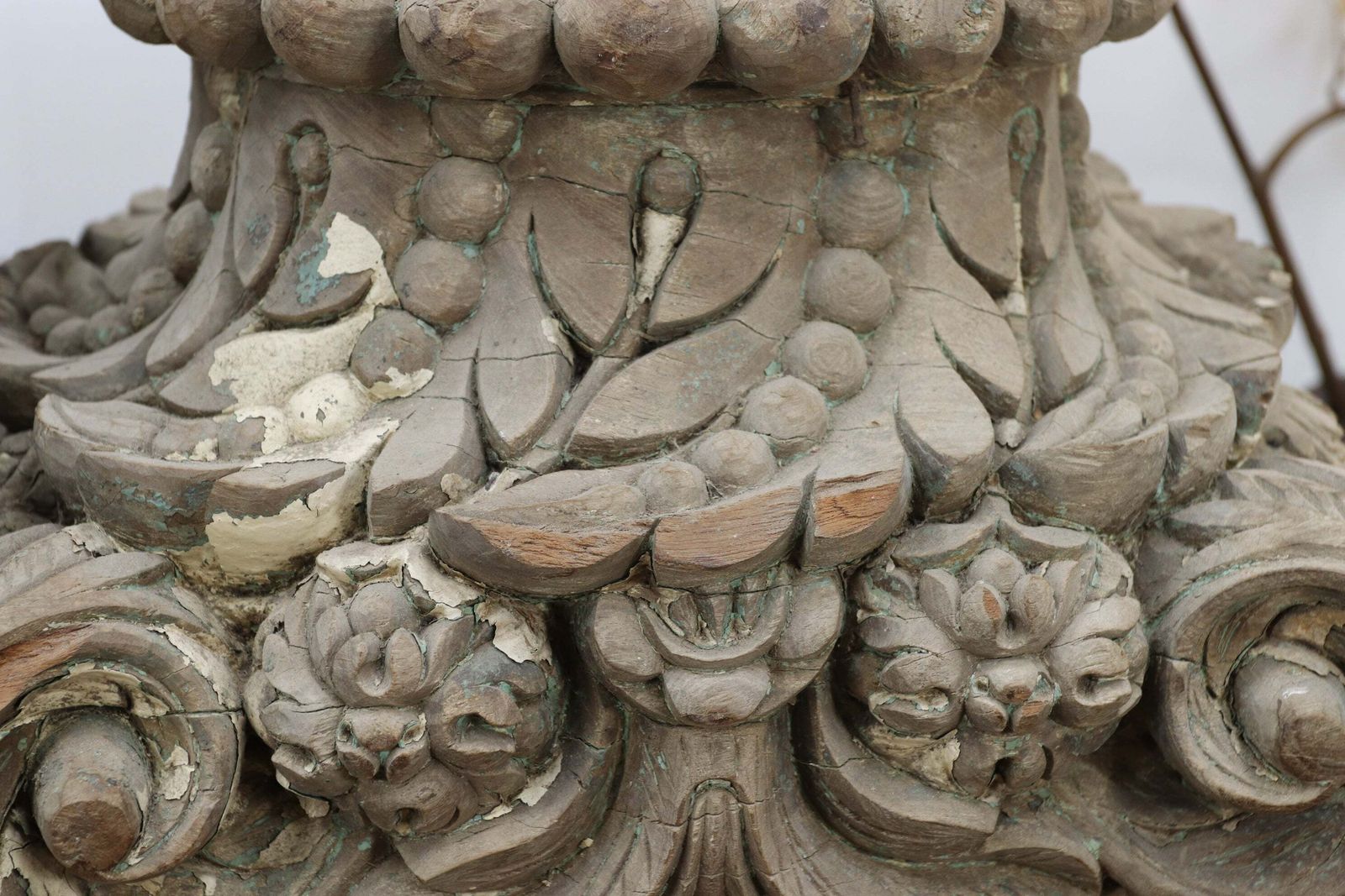 Home Decor Late 18th Century Hand Carved Teak Indian Pillar Capitals photo