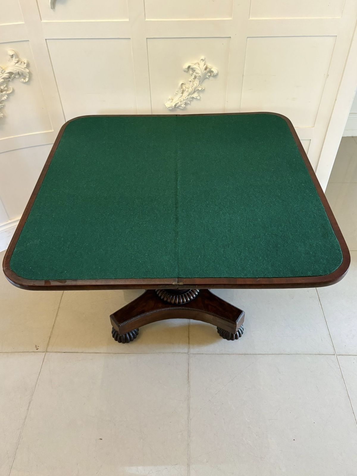 Antique 19th Century Quality Figured Mahogany Side Table photo 1995.0